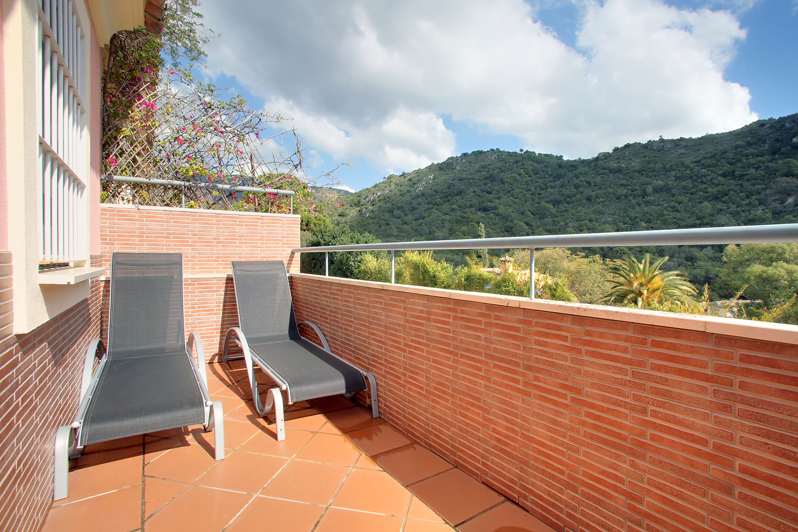 Holiday Rental Apartment Benahavis Village (Near Marbella