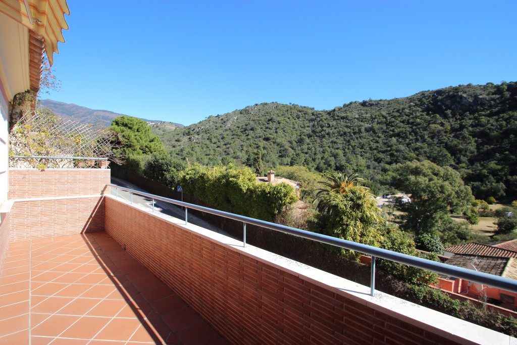 Benahavis Village Holiday Rental Apartment