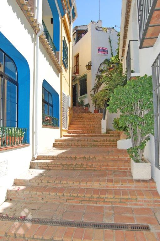 Benahavis Village Holiday Rental Apartment